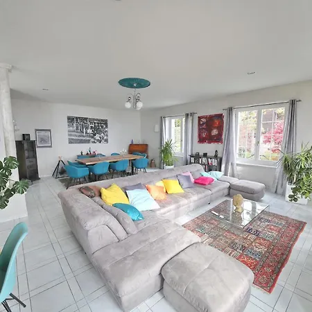 Riviera Beach Apartments Corseaux Guest house 4*