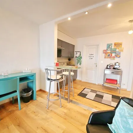 Corseaux Rooms-riviera