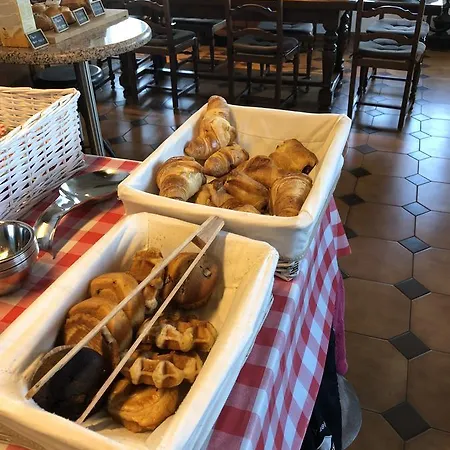 Corseaux Rooms-riviera