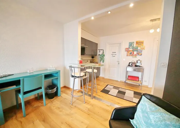 Corseaux Rooms-riviera