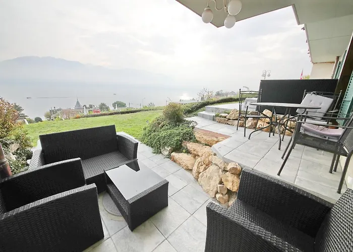 Corseaux Rooms-riviera 4*