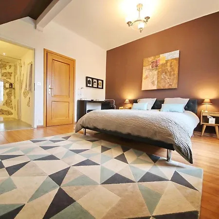 Pensión Corseaux Rooms-riviera