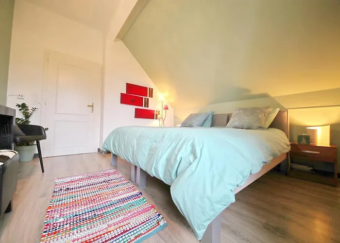 Pensión Corseaux Rooms-riviera 4*