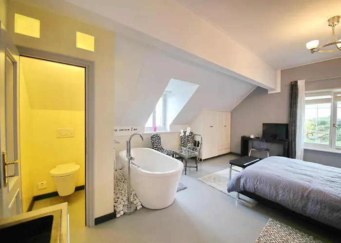 Corseaux Rooms-riviera Pensión 4*